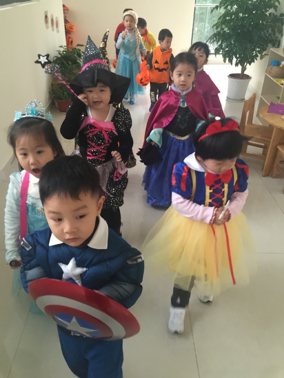 monkey trick or treat.jpg